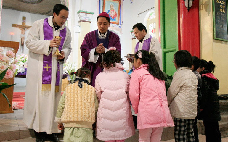 Celebración de una misa en China