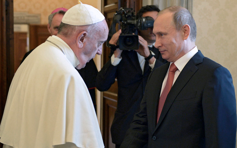 El Papa Francisco con Vladímir Putin