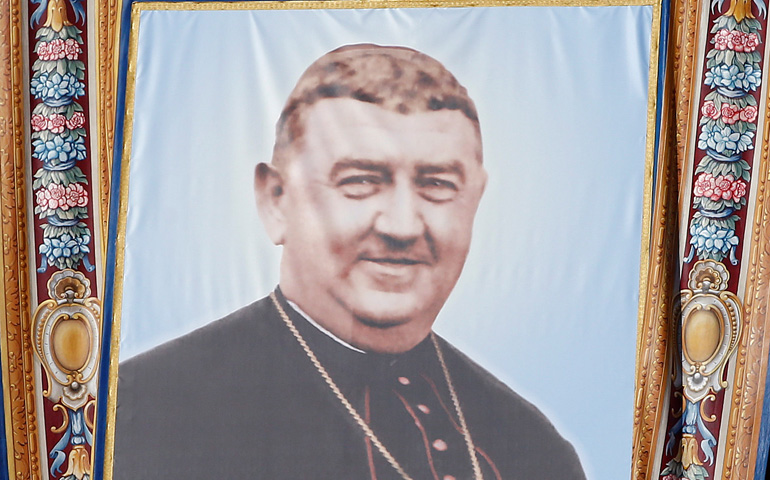 San Manuel González, obispo de los sagrarios abandonados