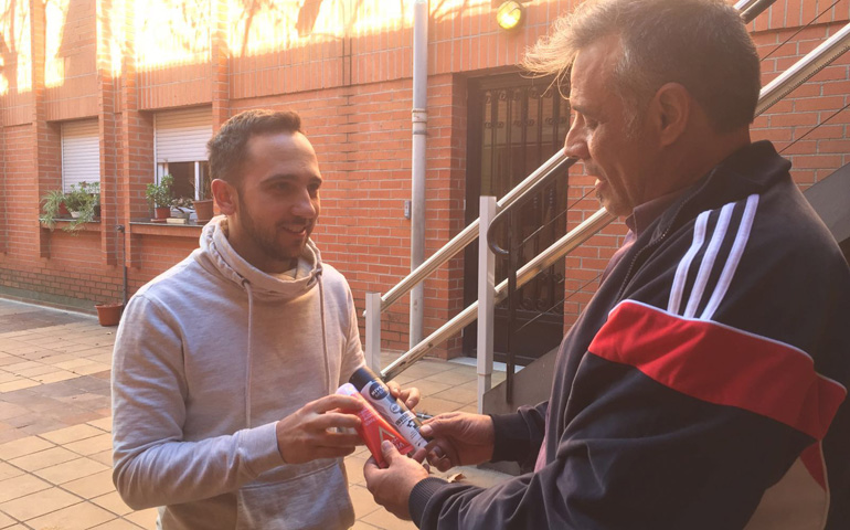 Entrega de productos de higiene en la Fundación San Martín de Porres.