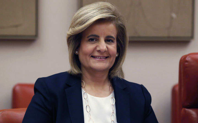 La ministra de Empleo, Fátima Báñez, durante su comparecencia en la Comisión de Empleo