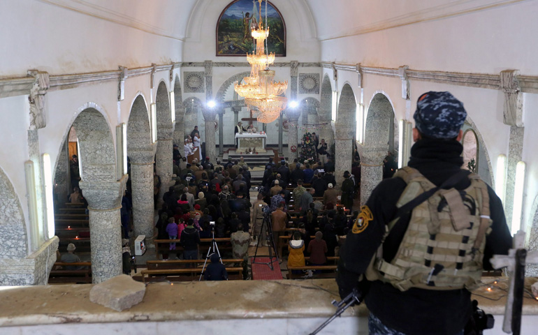 Misa de Navidad en Al-Hamdaniya, cerca de Mosul, en 2016