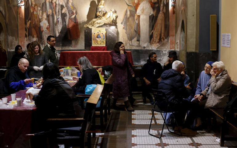 La capilla de la Piedad es el espacio que Santa Anna dedica a la acogida, a los sin techo, a los más pobres