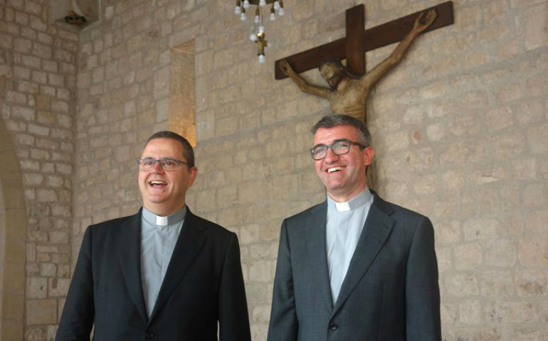 Los dos nuevos obispos auxiliares de Barcelona: monseñor Sergi Gordo Rodríguez (izquierda) y monseñor Antoni Vadell Ferrer