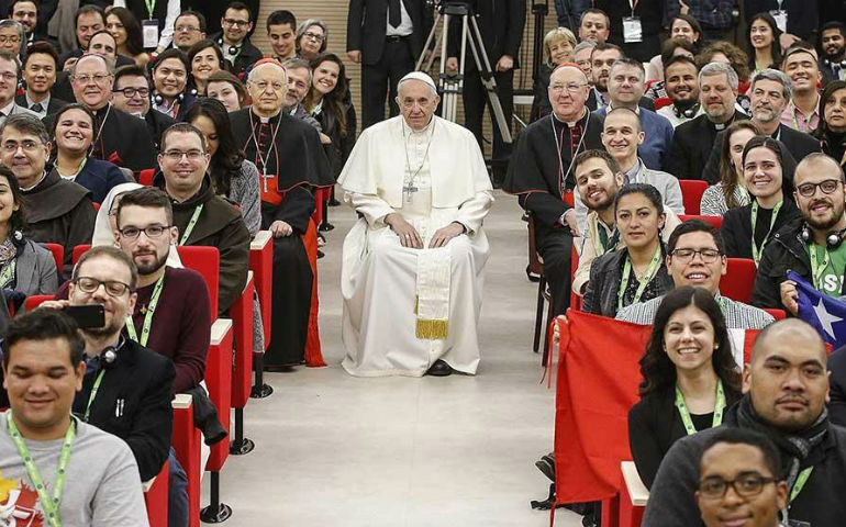 El Papa en el presínodo de los jóvenes celebrado en marzo