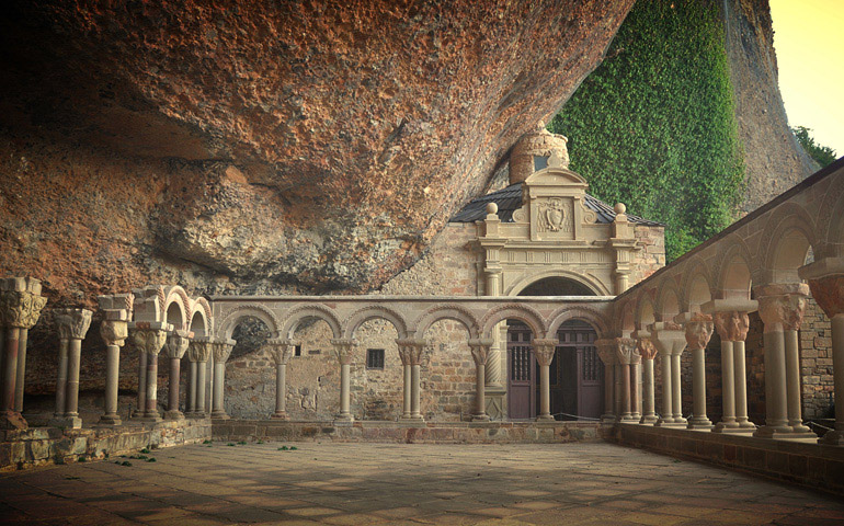 Monasterio viejo de San Juan de la Peña (Huesca)