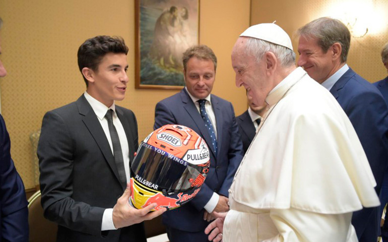 Marc Márquez en su encuentro con el Papa Francisco