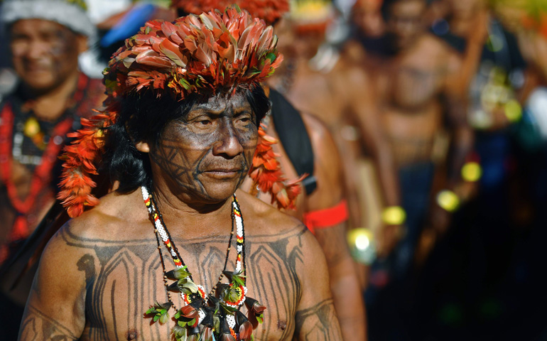 Miembros de la tribu Munduruku en Brasilia (Brasil)