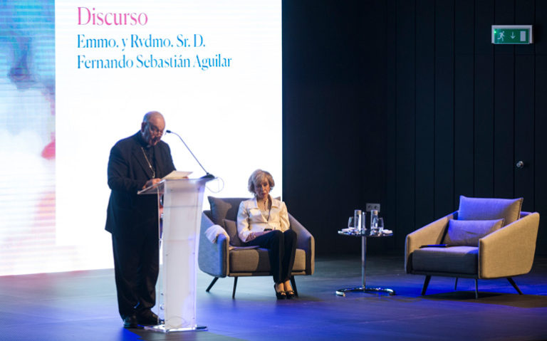 Monseñor Sebastián durante su intervención
