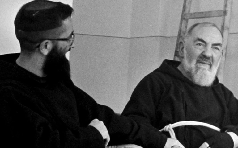 Metraje histórico del padre Pío incorporado en el documental