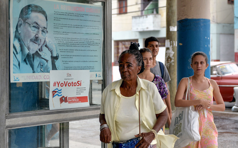La Habana está llena de carteles con el lema #YoVotoSí. La oposición promueve, en cambio, #YoVotoNo y #YoNoVoto