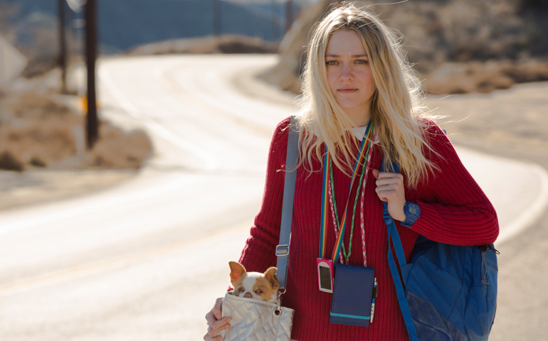 Wendy (Dakota Fanning) en un fotograma de la película