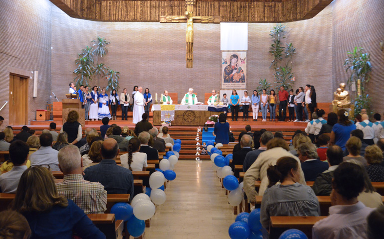 Misa organizada por SOS Nicaragua en la parroquia del Santísimo Redentor de Madrid para unirse a la Semana de Oración por la Patria convocada por los obispos