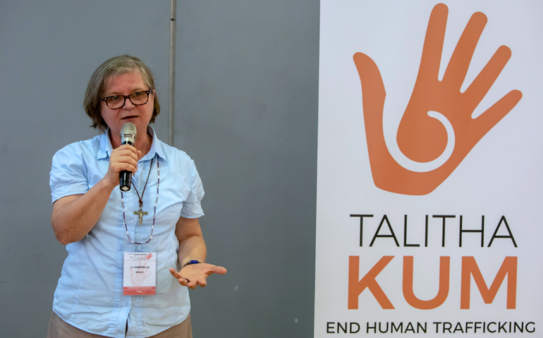 La religiosa comboniana italiana Gabriella Bottani, durante su participación en la Asamblea de Talitha Kum, en Roma, en septiembre de 2019