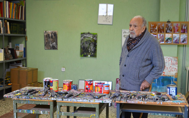 Antonio Oteiza en su taller, en la planta baja del convento de capuchinos de El Pardo