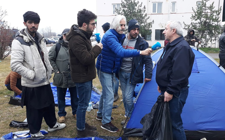 El director de ‘La Tarde’ recogió testimonios de los migrantes de Edirne