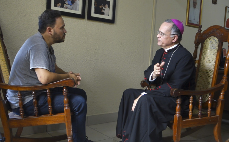 Rodríguez-Moya entrevista a monseñor Báez para el documental ‘Nicaragua, patria libre para vivir’