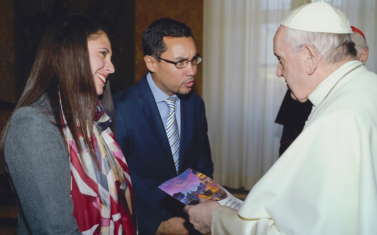 José Antonio Rosas, director general de la Academia de Líderes Católicos, durante un encuentro con el Papa Francisco