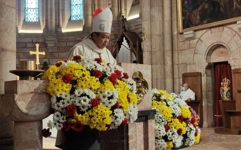 El nuncio Bernardito Auza en la Novena de Covadonga