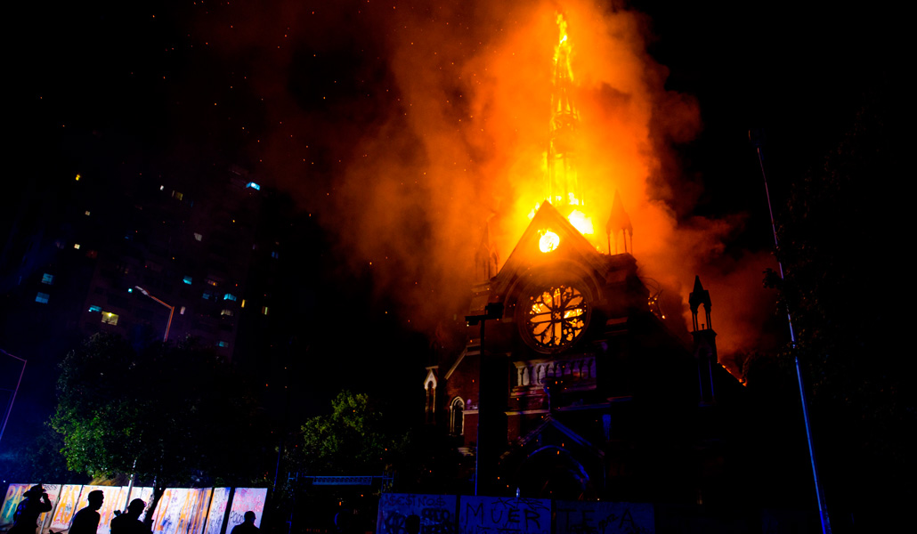 Incendio en la iglesia de San Francisco de Borja