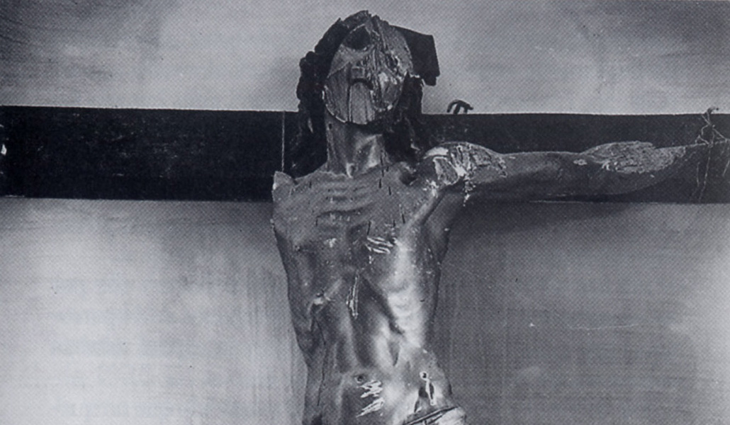 Los madrileños procesionaron este Cristo mutilado como símbolo de perdón