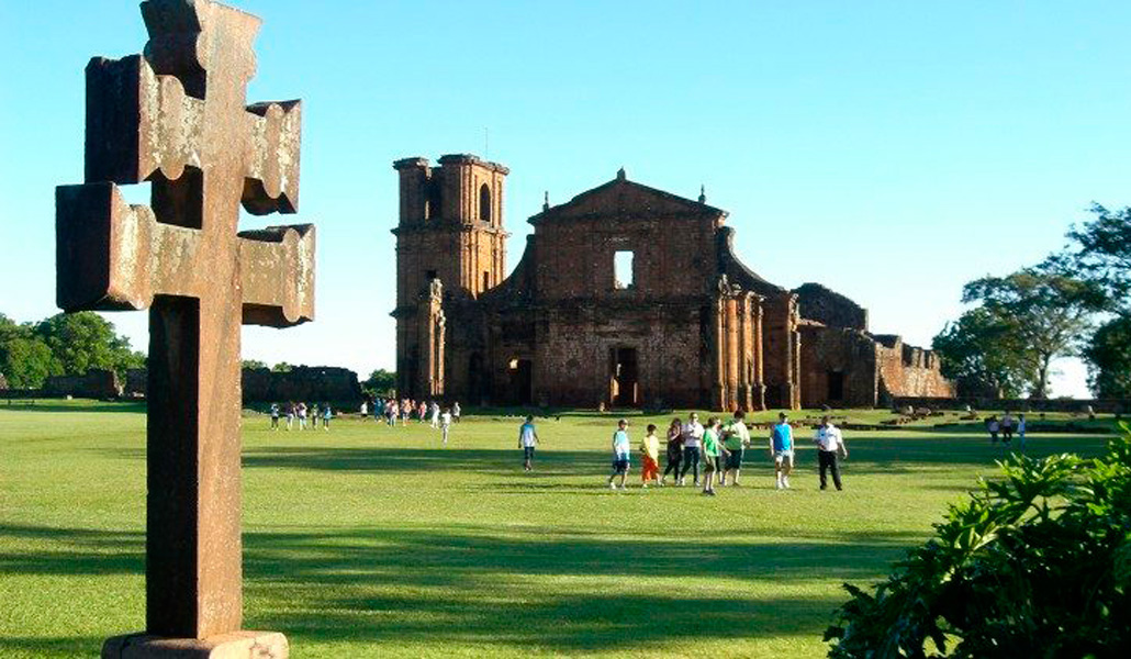 La cruz de Caravaca en San Miguel de las Misiones