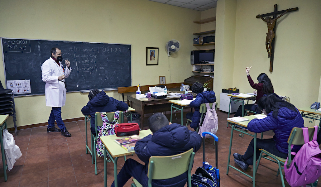 Clase en el colegio Ave María de Madrid