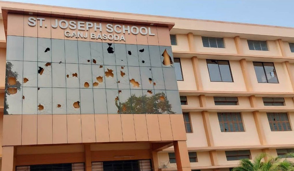 La escuela de San José tras el ataque