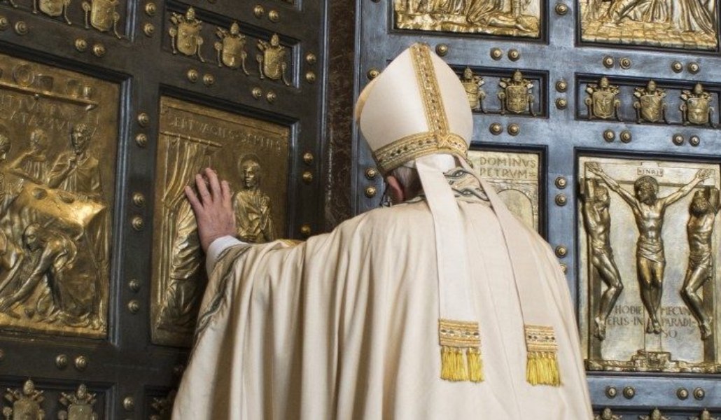 Apertura de la Puerta Santa del Jubileo de la Misericordia del 8 de diciembre de 2015