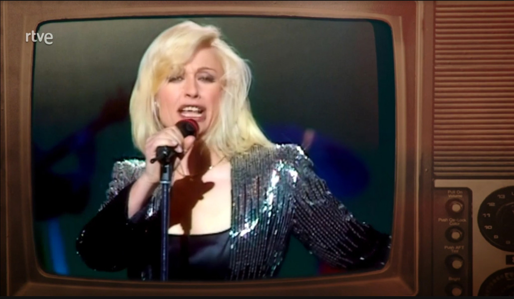 Rafaella Carrá en el homenaje de 'Cachitos de hierro y cromo'