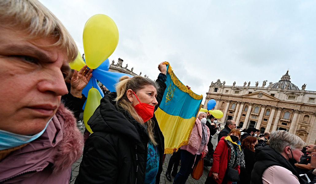 Fieles ucranianos el pasado domingo en el Vaticano