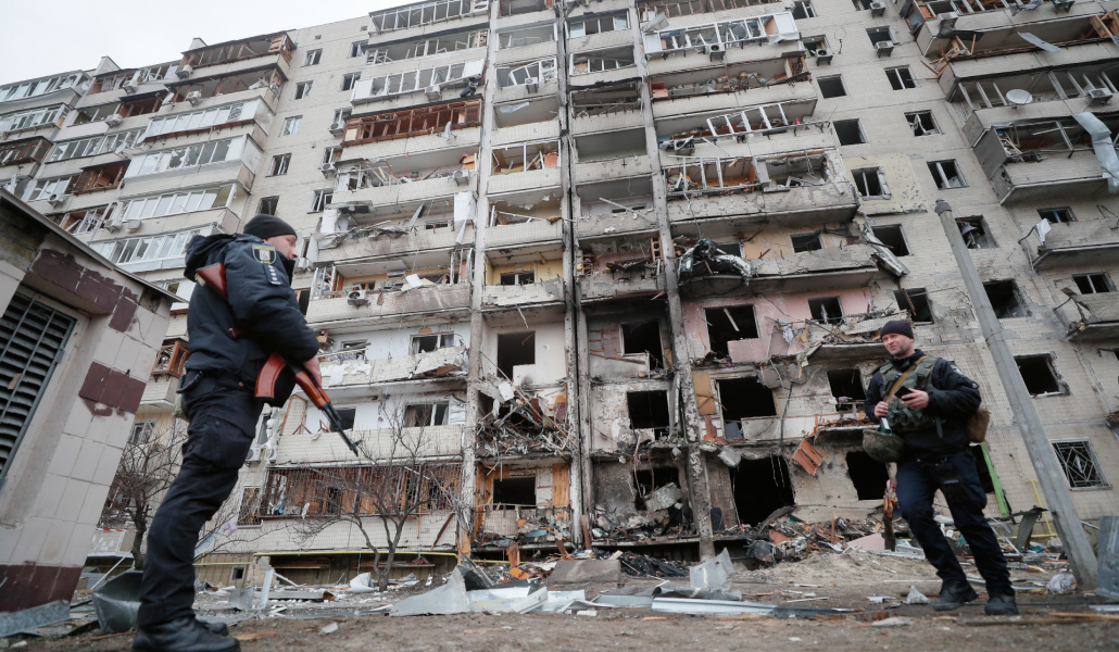 Edificio civil bombardeado en Kiev