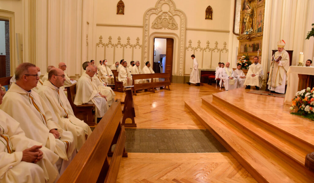 Acto de homenaje a los sacerdotes que este año cumplen los 25 y los 50 años de sacerdocio