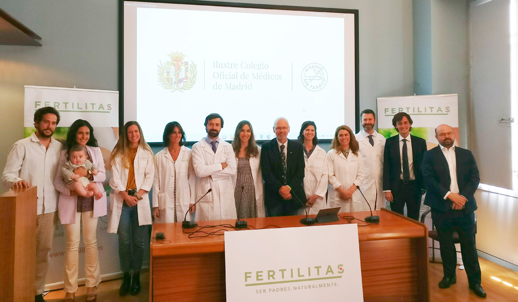 Foto de familia tras la presentación