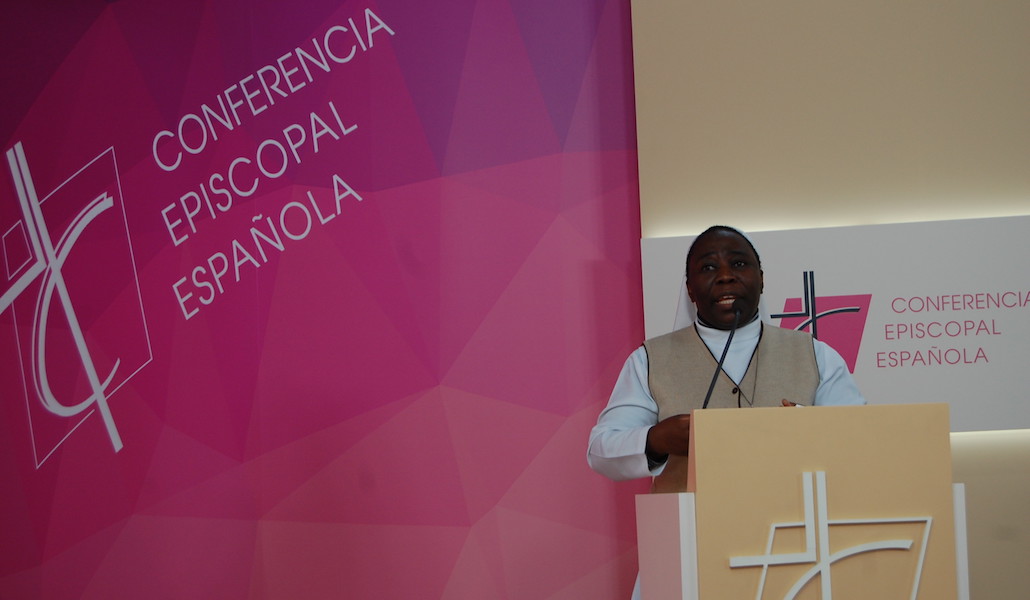 La hermana Justina Banda pertenece a las Misioneras Hijas del Calvario descubrió su vocación viendo trabajar a religiosas españolas en su país, Zimbabue