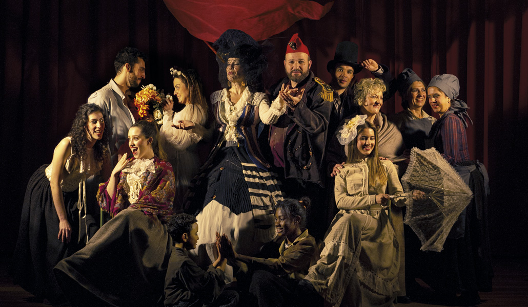 Cartel de la obra de Cáritas Pamplona, que está basada en 'Los miserables'