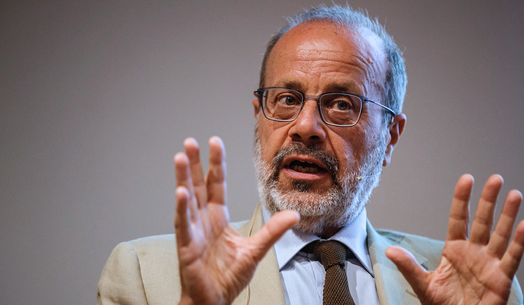 El director emérito de 'L'Osservatore Romano' lamenta la gestión comunicativa de la muerte de Juan Pablo I