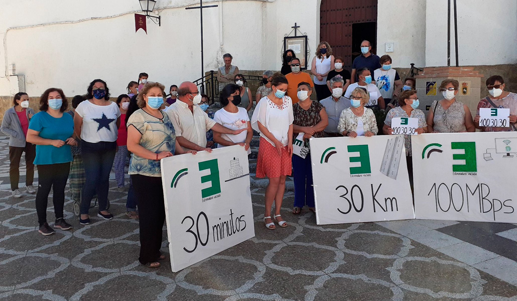 Protesta de Extremadura Vaciada para reclamar más servicios