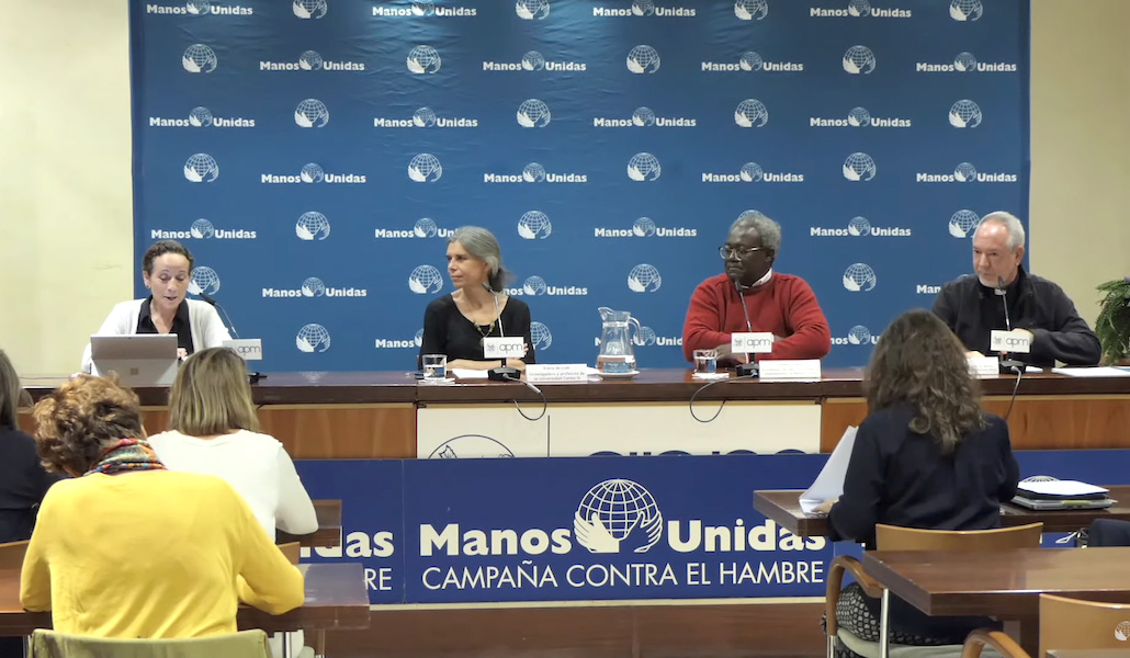 Mesa redonda de Manos Unidas
