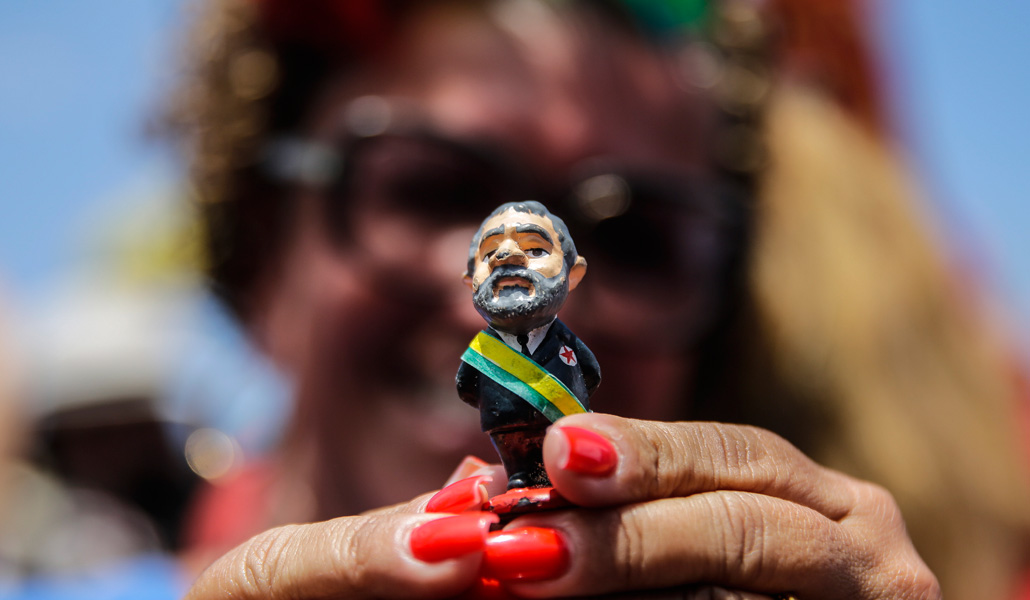 Partidaria de Lula en una celebración el 6 de noviembre en Copacabana