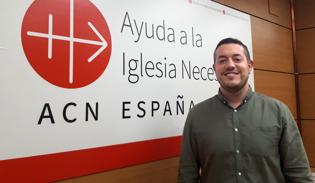 Villalón en la sede de Ayuda a la Iglesia Necesitada