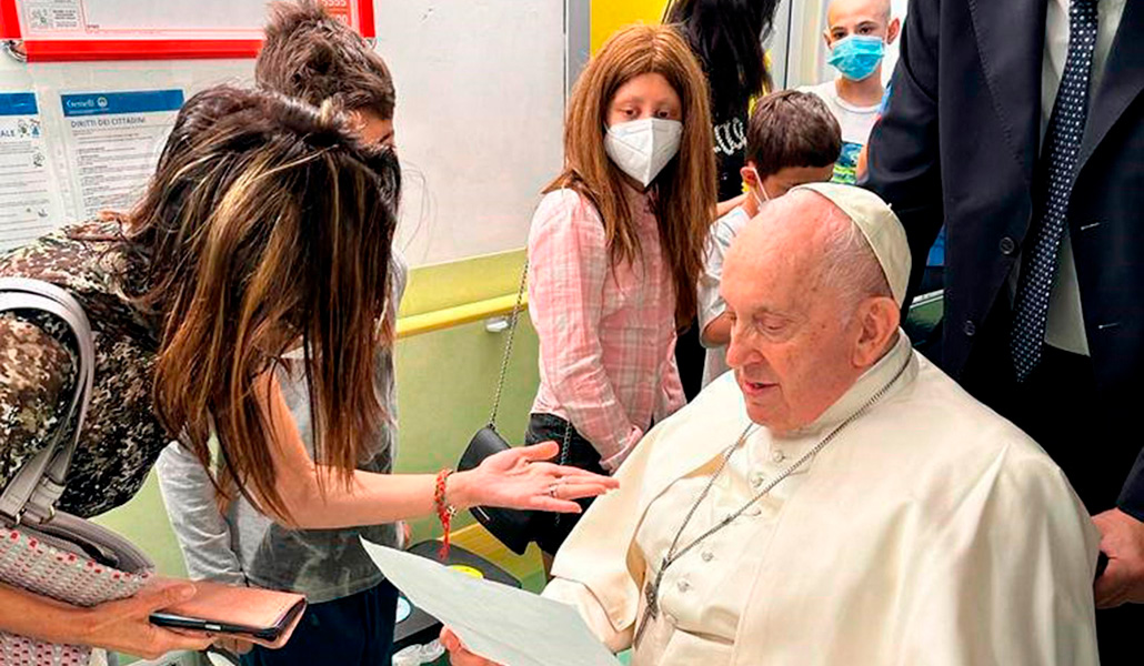 Visita del Papa al área de Oncología Infantil del Gemelli