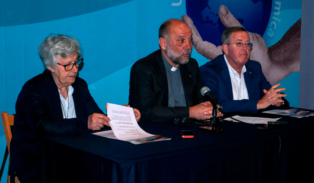 Serrano, Calderón y Barriocanal durante la presentación
