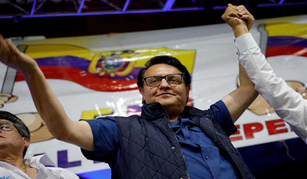 Fernando Villavicencio en un evento de campaña