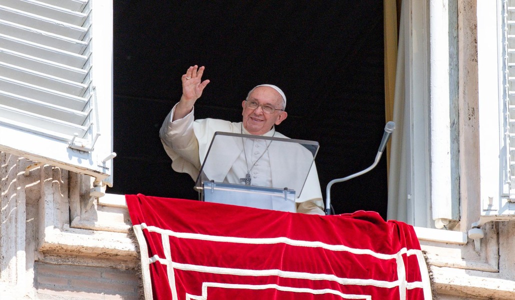 Francisco ha estado acompañado por unos 20.000 fieles según la Gendarmería Vaticana