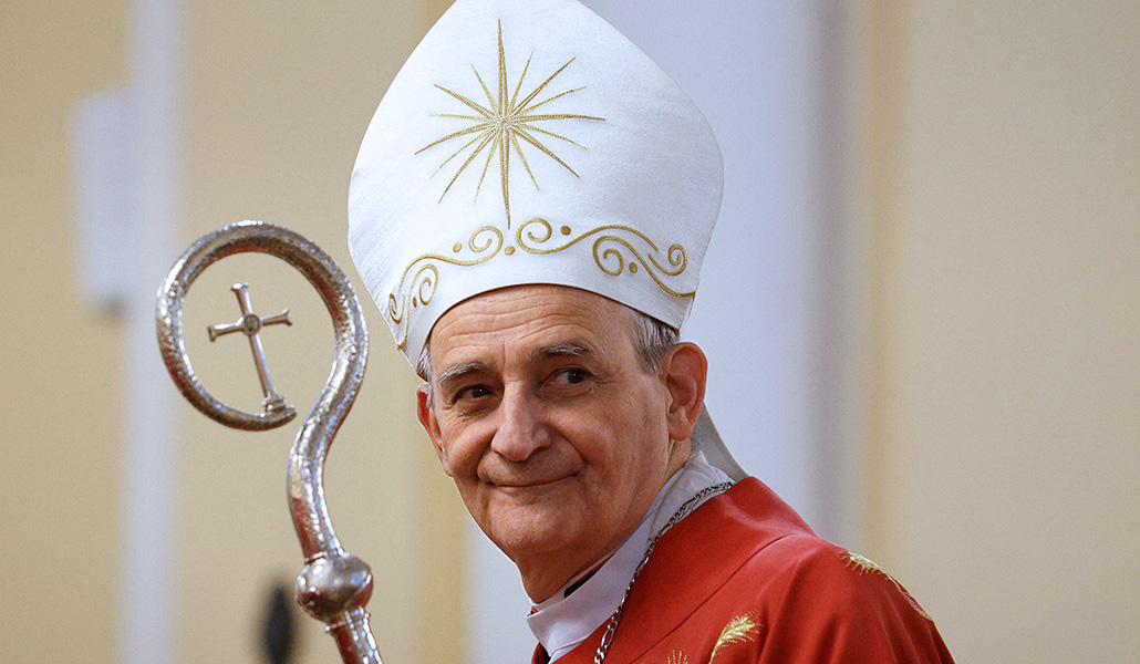 El cardenal Matteo Zuppi preside una eucaristía en la catedral de la Inmaculada Concepción en Moscú (Rusia), en junio de 2023