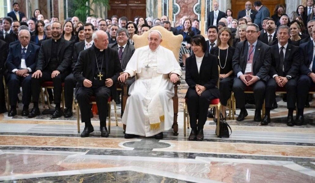 Papa con rectores sobre 'Laudate Deum'
