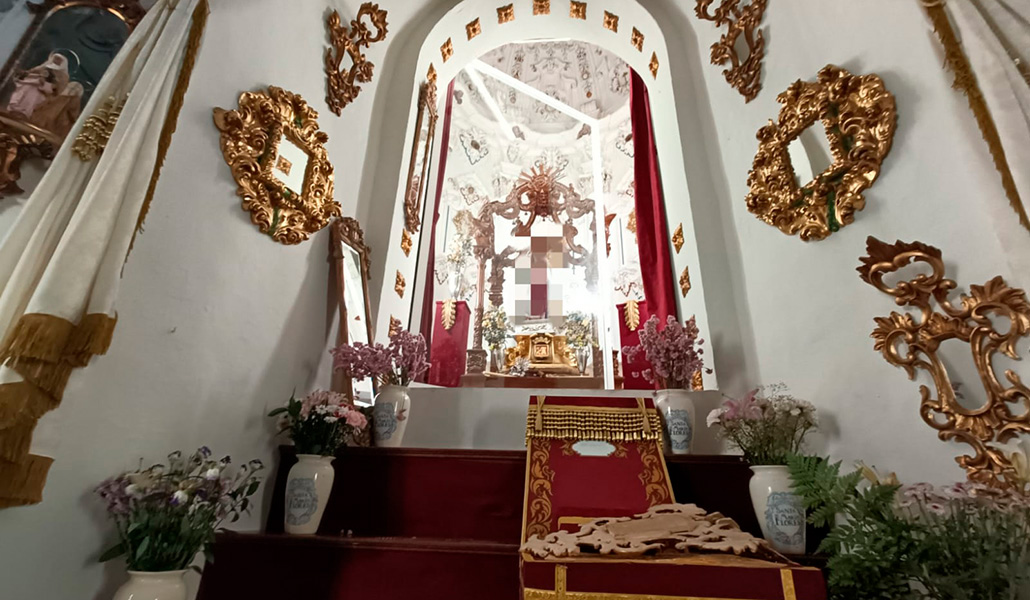 La Virgen de Flores tras el asalto