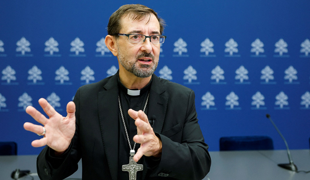El cardenal durante una rueda de prensa en el último consistorio