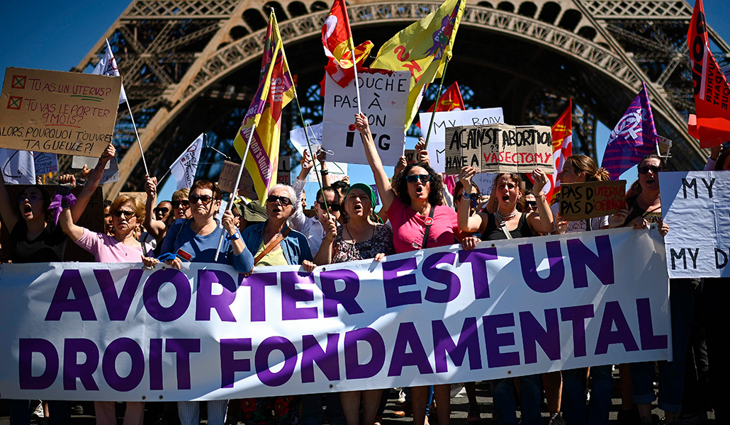 Manifestación a favor del aborto en París, Francia